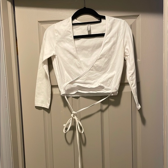 American Apparel White Wrap Top - Picture 5 of 9